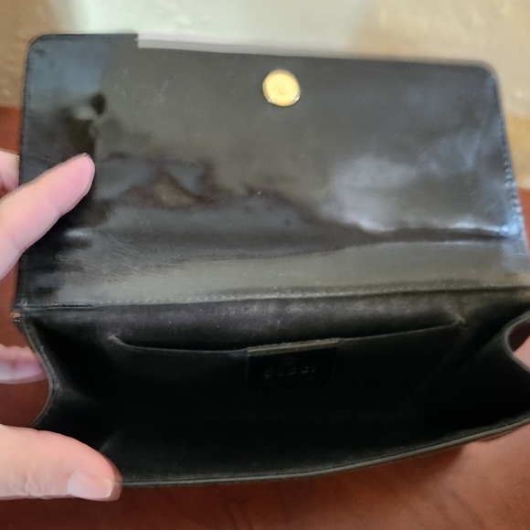 Gucci Romy Black Patent Leather Clutch - Picture 7 of 11